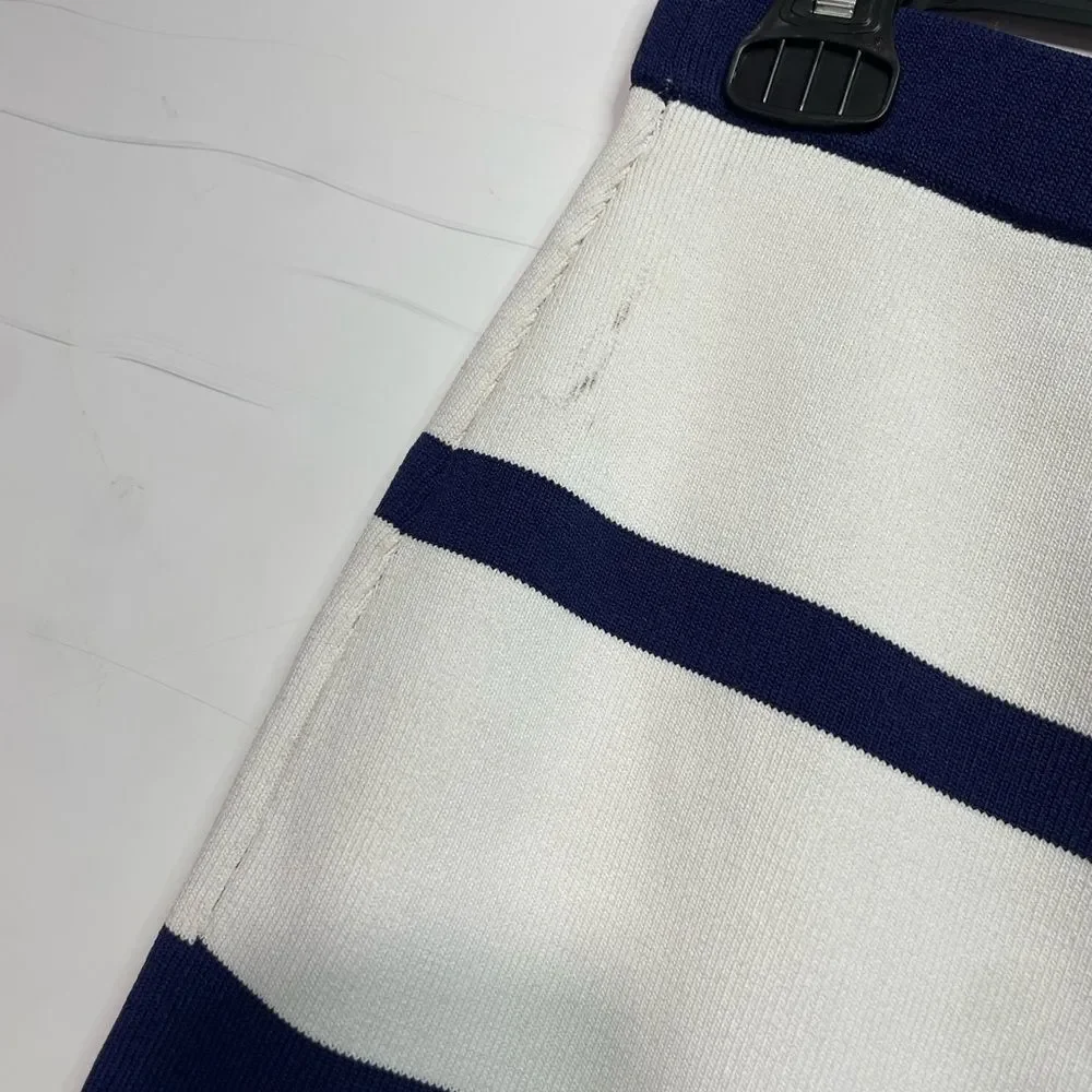 Neiman‎ Marcus Striped Navy/White Pencil Skirt Medium